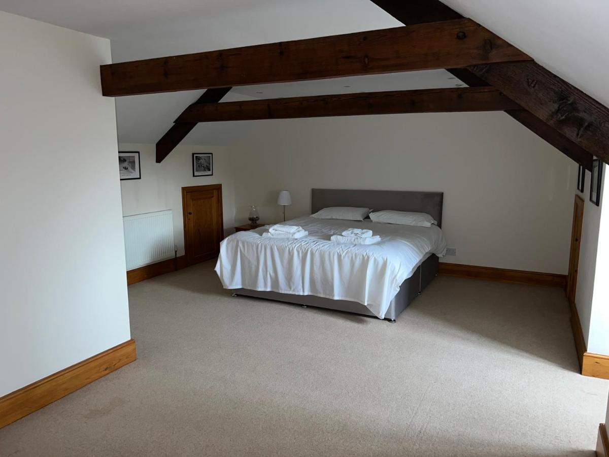 10 Bed Stunning House In Village, With Hot Tub Ovingham Zewnętrze zdjęcie
