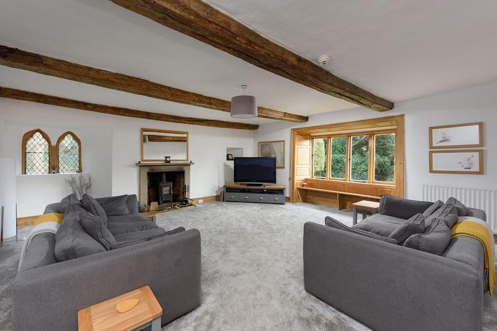 10 Bed Stunning House In Village, With Hot Tub Ovingham Zewnętrze zdjęcie